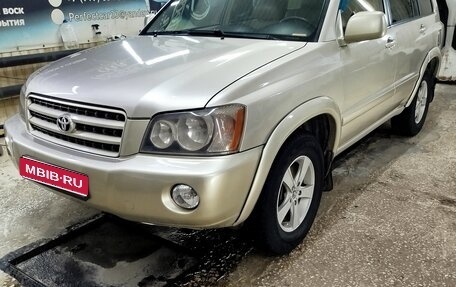 Toyota Highlander III, 2002 год, 1 200 000 рублей, 1 фотография