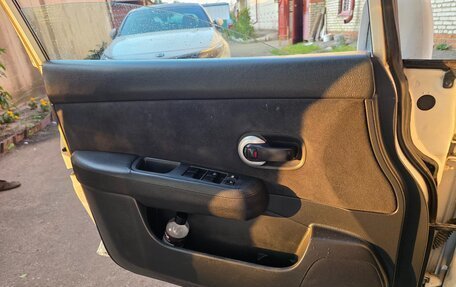 Nissan Tiida, 2012 год, 275 000 рублей, 18 фотография