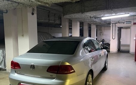 Volkswagen Passat B7, 2011 год, 780 000 рублей, 4 фотография