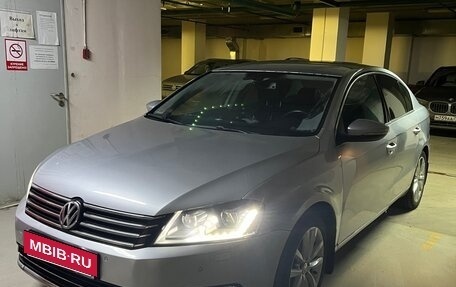 Volkswagen Passat B7, 2011 год, 780 000 рублей, 5 фотография