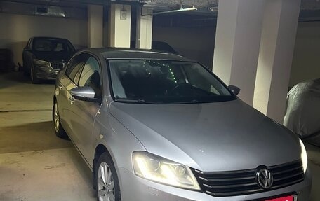 Volkswagen Passat B7, 2011 год, 780 000 рублей, 6 фотография