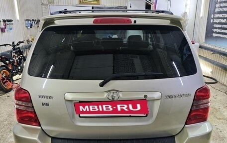 Toyota Highlander III, 2002 год, 1 200 000 рублей, 4 фотография