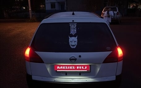 Nissan Wingroad III, 2003 год, 300 000 рублей, 2 фотография