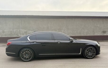 BMW 7 серия, 2020 год, 6 000 000 рублей, 6 фотография