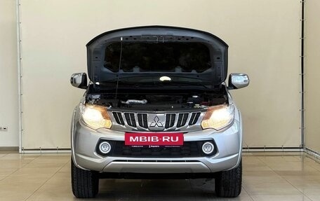 Mitsubishi L200 IV рестайлинг, 2015 год, 1 900 000 рублей, 4 фотография