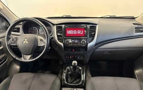 Mitsubishi L200 IV рестайлинг, 2015 год, 1 900 000 рублей, 16 фотография