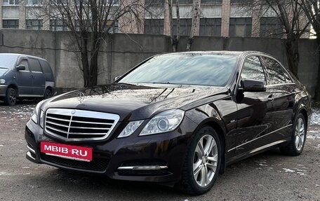 Mercedes-Benz E-Класс, 2012 год, 1 400 000 рублей, 8 фотография