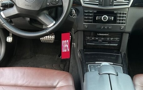 Mercedes-Benz E-Класс, 2012 год, 1 400 000 рублей, 11 фотография