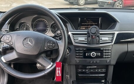 Mercedes-Benz E-Класс, 2012 год, 1 400 000 рублей, 10 фотография