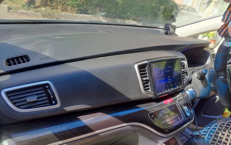 Honda Odyssey IV, 2018 год, 2 500 000 рублей, 7 фотография