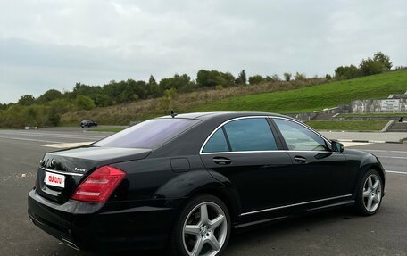 Mercedes-Benz S-Класс, 2010 год, 1 840 000 рублей, 2 фотография