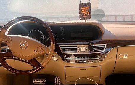 Mercedes-Benz S-Класс, 2010 год, 1 840 000 рублей, 6 фотография