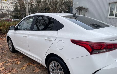 Hyundai Solaris II рестайлинг, 2021 год, 1 600 000 рублей, 5 фотография