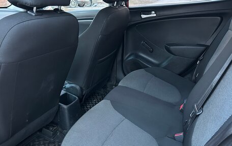 Hyundai Solaris II рестайлинг, 2011 год, 610 000 рублей, 8 фотография