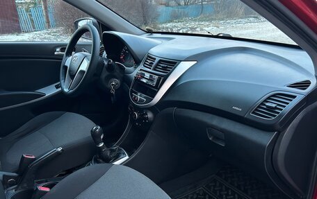 Hyundai Solaris II рестайлинг, 2011 год, 610 000 рублей, 9 фотография