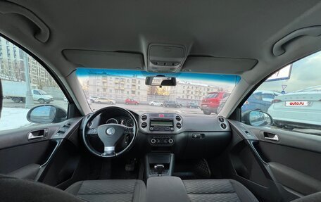 Volkswagen Tiguan I, 2010 год, 910 000 рублей, 3 фотография