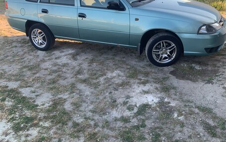 Daewoo Nexia I рестайлинг, 2009 год, 225 000 рублей, 3 фотография