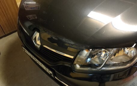 Renault Logan II, 2015 год, 800 000 рублей, 2 фотография