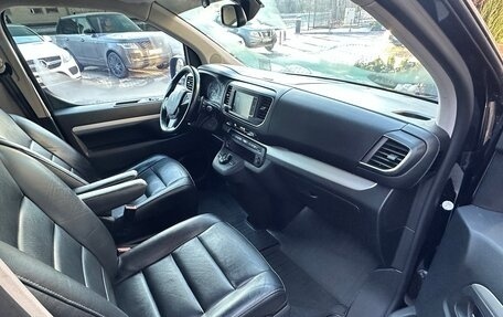 Peugeot Traveller I, 2019 год, 2 890 000 рублей, 20 фотография