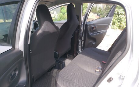 Toyota Vitz, 2017 год, 1 050 000 рублей, 19 фотография