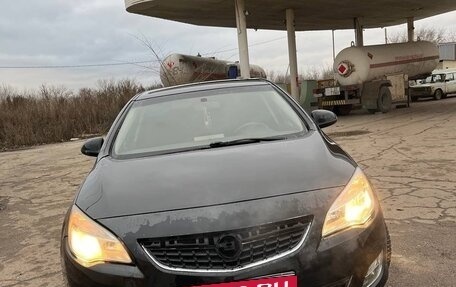 Opel Astra J, 2012 год, 650 000 рублей, 2 фотография