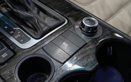 Volkswagen Touareg III, 2013 год, 1 950 000 рублей, 12 фотография