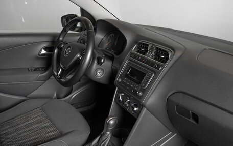 Volkswagen Polo VI (EU Market), 2019 год, 1 453 300 рублей, 4 фотография