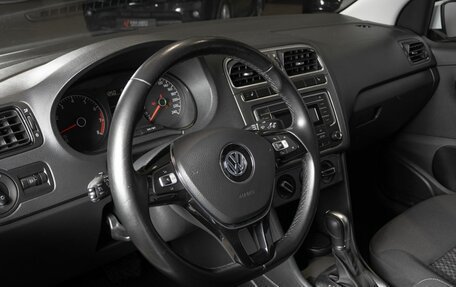 Volkswagen Polo VI (EU Market), 2019 год, 1 453 300 рублей, 3 фотография