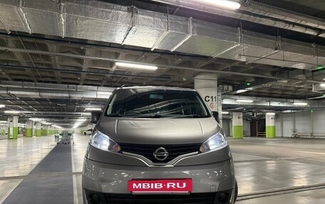 Nissan NV200, 2013 год, 1 100 000 рублей, 4 фотография