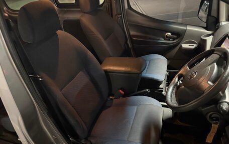 Nissan NV200, 2013 год, 1 100 000 рублей, 30 фотография