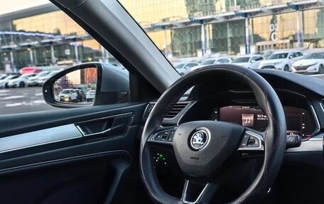 Skoda Superb III рестайлинг, 2022 год, 2 590 000 рублей, 16 фотография