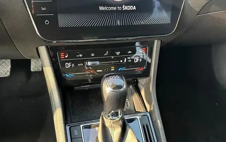 Skoda Superb III рестайлинг, 2022 год, 1 657 000 рублей, 11 фотография