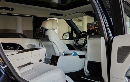 Land Rover Range Rover IV рестайлинг, 2024 год, 21 500 000 рублей, 8 фотография