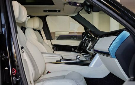 Land Rover Range Rover IV рестайлинг, 2024 год, 21 500 000 рублей, 2 фотография