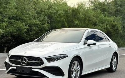 Mercedes-Benz A-Класс, 2024 год, 2 950 000 рублей, 1 фотография