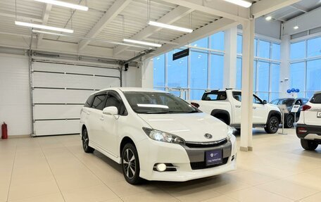 Toyota Wish II, 2012 год, 1 499 999 рублей, 8 фотография