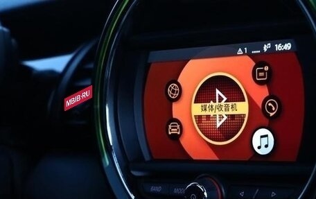 MINI Hatch, 2021 год, 1 700 000 рублей, 13 фотография