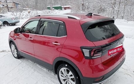 Volkswagen T-Cross I, 2021 год, 2 100 000 рублей, 5 фотография