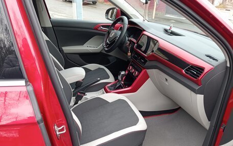 Volkswagen T-Cross I, 2021 год, 2 100 000 рублей, 14 фотография