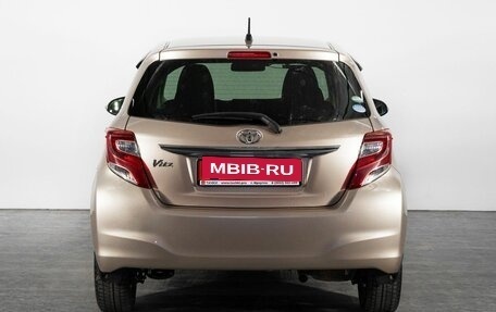 Toyota Vitz, 2015 год, 1 100 000 рублей, 4 фотография