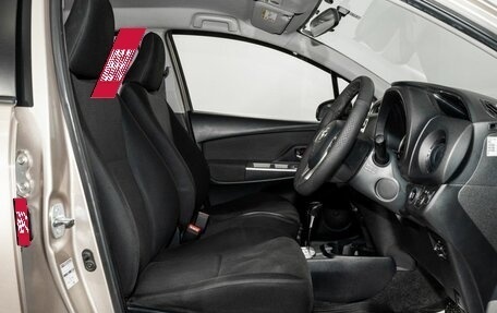 Toyota Vitz, 2015 год, 1 100 000 рублей, 5 фотография