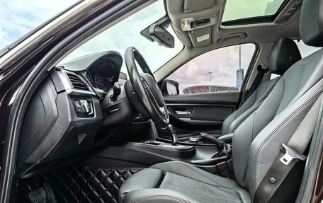 BMW 3 серия, 2018 год, 1 530 000 рублей, 7 фотография