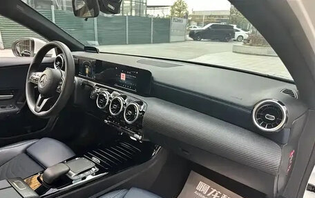 Mercedes-Benz A-Класс, 2022 год, 1 890 111 рублей, 21 фотография