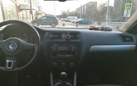 Volkswagen Jetta VI, 2012 год, 900 000 рублей, 6 фотография