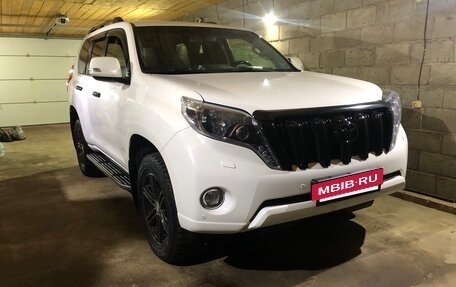 Toyota Land Cruiser Prado 150 рестайлинг 2, 2013 год, 3 390 000 рублей, 4 фотография