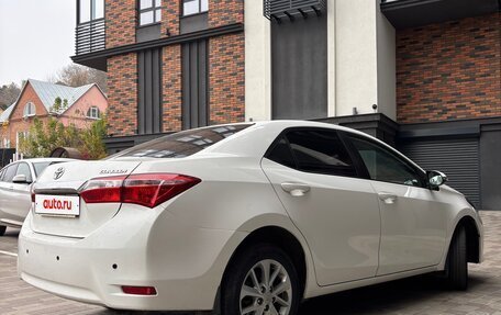 Toyota Corolla, 2015 год, 1 290 000 рублей, 4 фотография