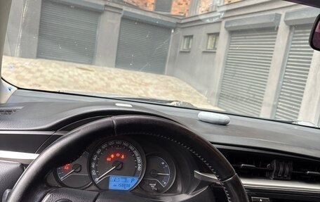 Toyota Corolla, 2015 год, 1 290 000 рублей, 8 фотография