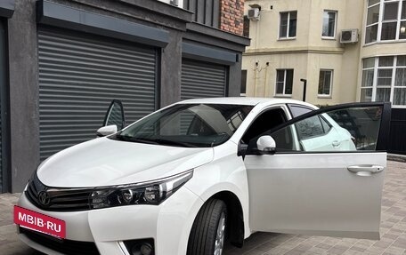 Toyota Corolla, 2015 год, 1 290 000 рублей, 3 фотография