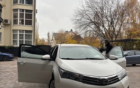 Toyota Corolla, 2015 год, 1 290 000 рублей, 7 фотография