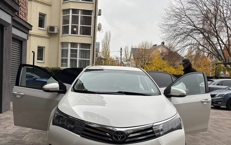 Toyota Corolla, 2015 год, 1 290 000 рублей, 6 фотография